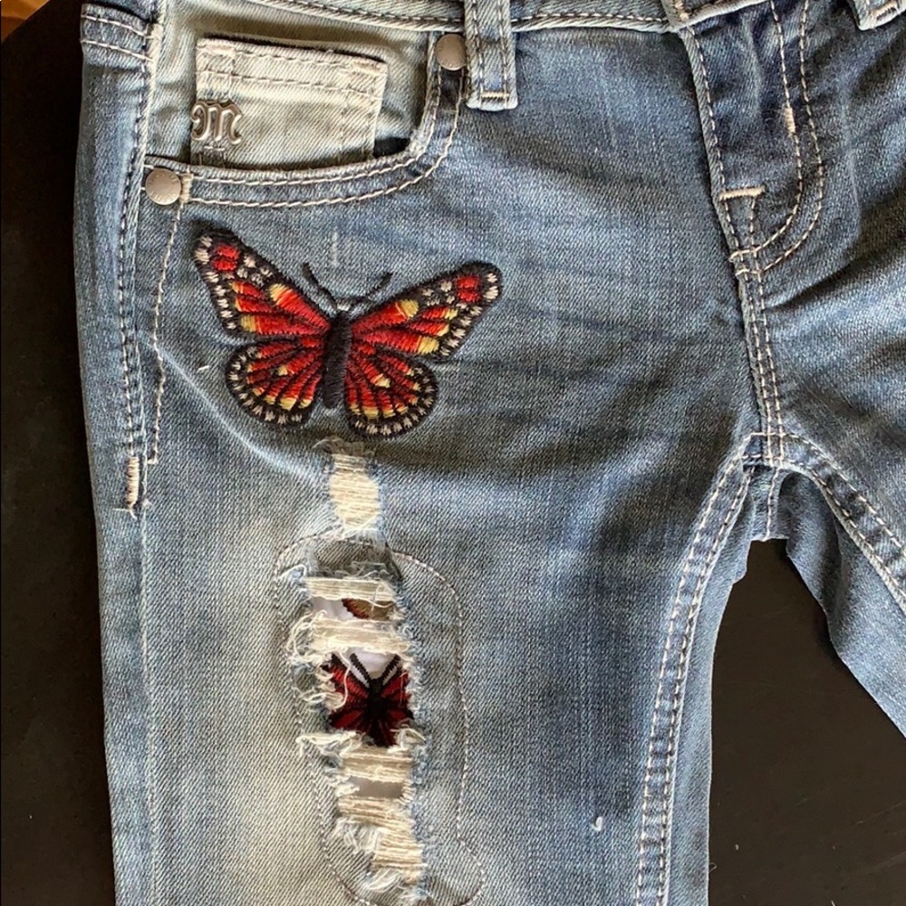 MISS ME BLUE DISTRSD BUTTERFLY SKINNY JEAN